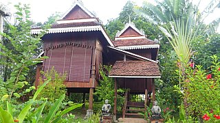 Bungalows - Kambodscha - Essen und Schlafen