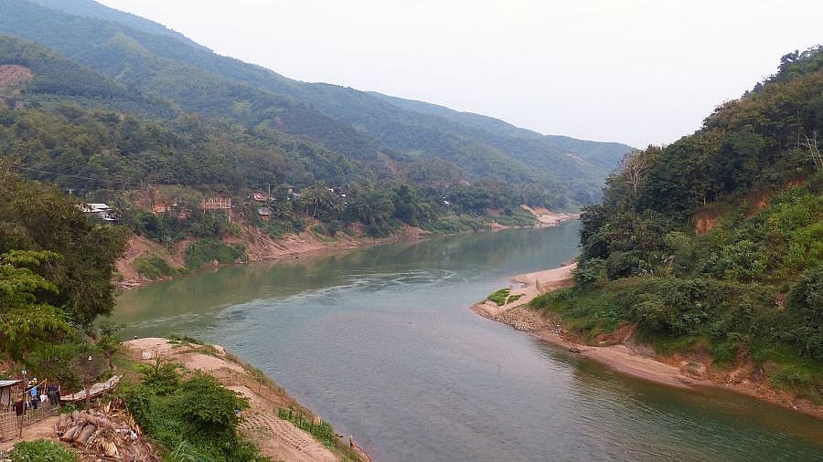 Zusammenfluss von Nam Pak und Nam Ou-Fluss - Laos - Landschaft