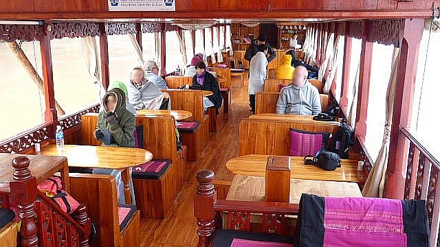Slow Boat f&uuml;r Mekong-Bootstouren - Laos - Schlafen und Essen