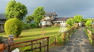 Annapurna Eco Village Resort - Pokhara & Annapurna - Schlafen & Essen