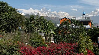 Blick von Pokhara zum Machhapuchare - Pokhara und Annapurna - Landschaft
