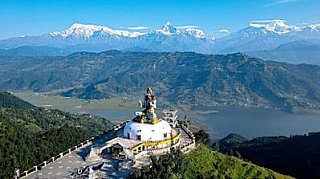 Shva-Statue und Himalaya-Panorama - Nepal Himalaya-Panoramen