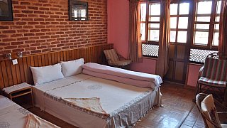 Doppelzimmer im Shiva Guesthouse - Kathmandu-Tal: Essen & Schlafen