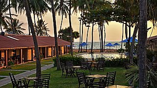 Amagi Beach Hotel in Marawila - Sri Lanka - Essen und Schlafen