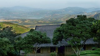 Blick von der Lanjia Lodge bis zum Mekong - Nordthailand - Essen und Schlafen