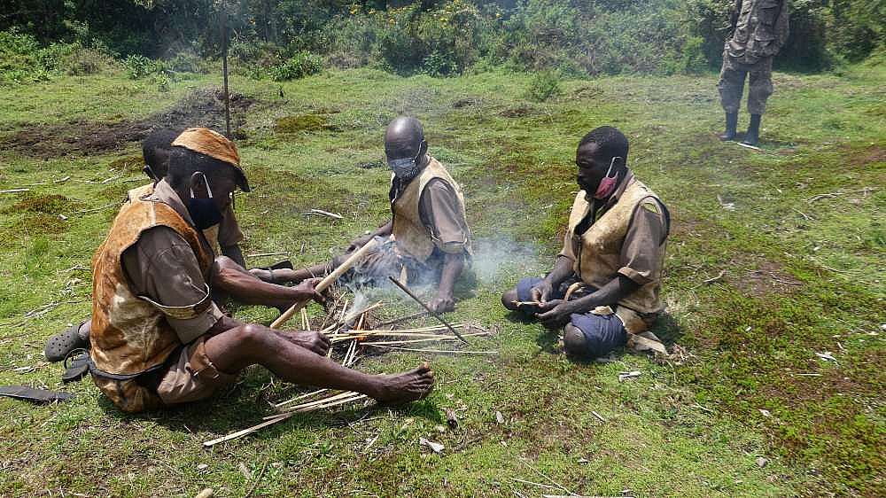 Batwa-Experience im MgaHinga Nationalpark - Uganda - Land und Leute