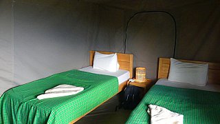 Zimmer im Eagle's Nest beim Mburo Nationalpark - Uganda - Schlafen und Essen