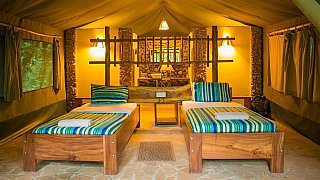Safarizeltunterk&uuml;nfte im Kibale Forest Camp - Uganda - Schlafen und Essen