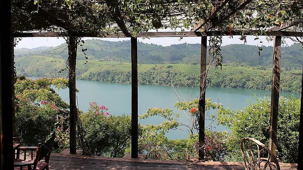 Kratersee von der Ndali Lodge - Uganda - Schlafen und Essen