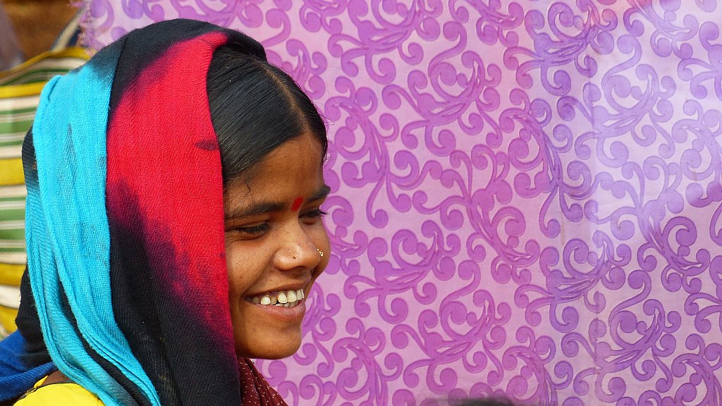 Stammesmädchen in Mardum - Chhattisgarh: Land-und-Leute