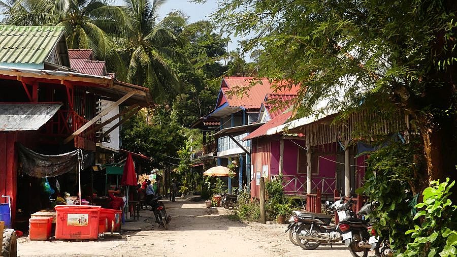 Dorfstraße Soksan - Kambodscha - Land und Leute