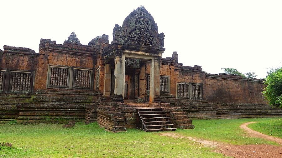 Eingang mit Gopuram des Bantey Samre-Tempels - Kambodscha - Sehenswürdigkeiten