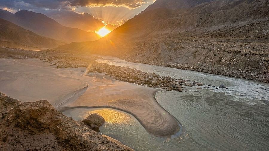Sonnenuntergang über dem Indus-Tal - Nord-Pakistan: Landschaft