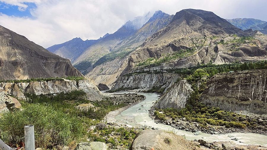 Hunza-Fluss - Nord-Pakistan: Landschaft