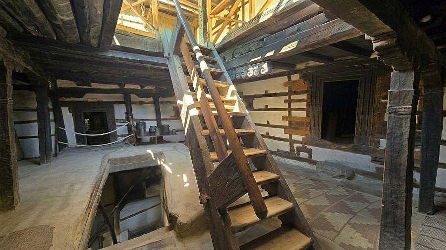 Treppenaufgang im Baltit Fort - Nord-Pakistan: Sehenswürdigkeiten